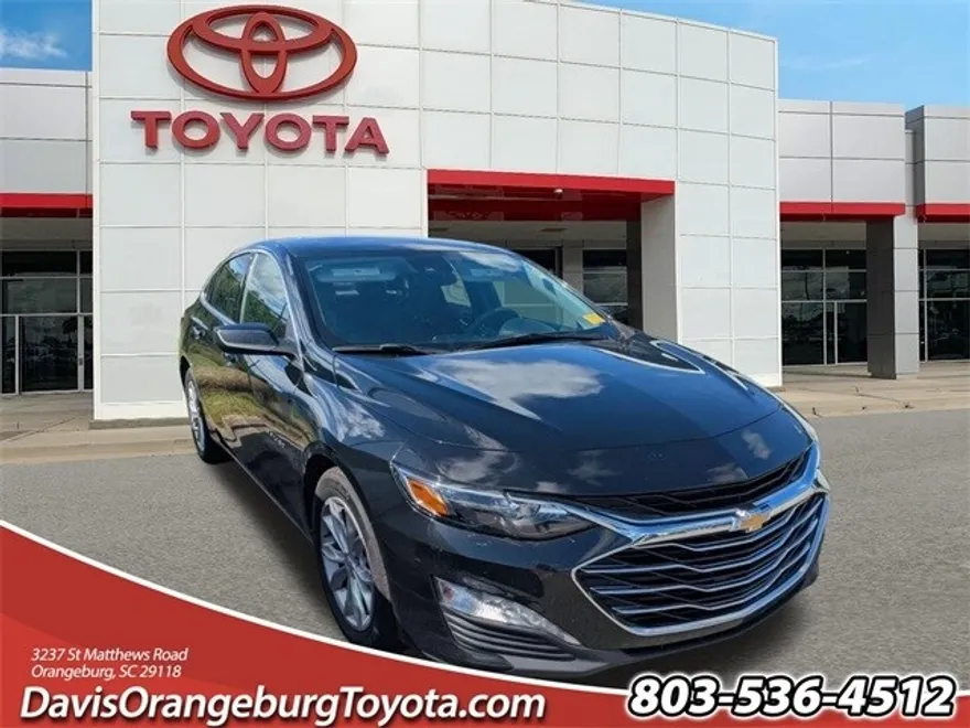 2024 Chevrolet Malibu 1LT photo 1