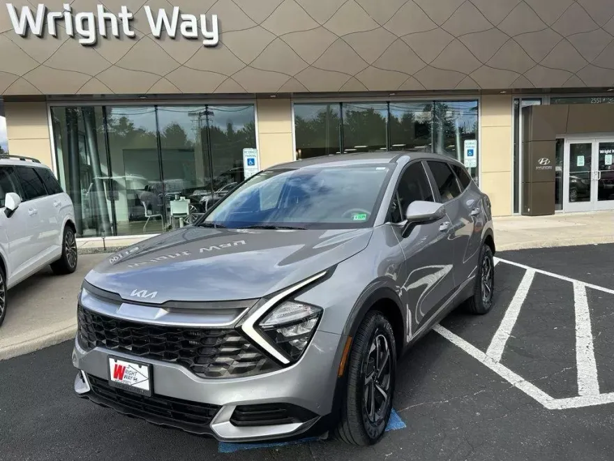 2023 Kia Sportage Hybrid LX photo 1