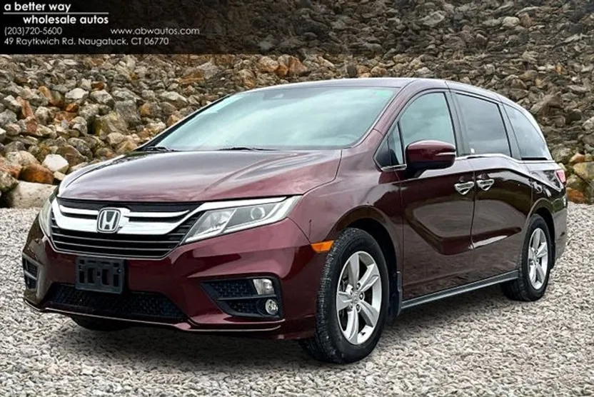 2018 Honda Odyssey EX photo 1