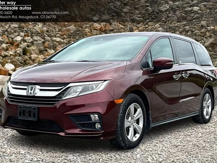2018 Honda Odyssey EX photo 1