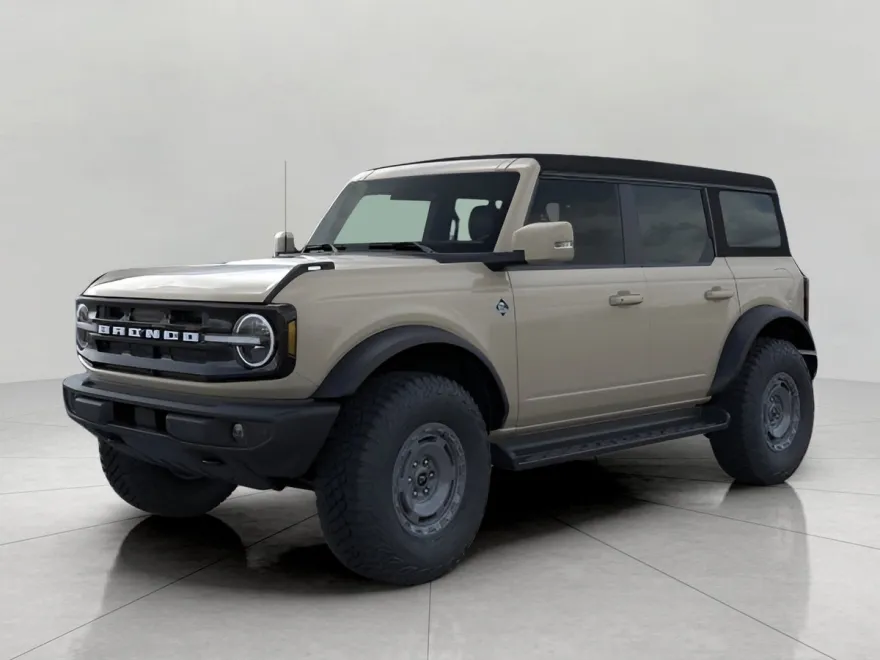 2025 Ford Bronco Outer Banks photo 1