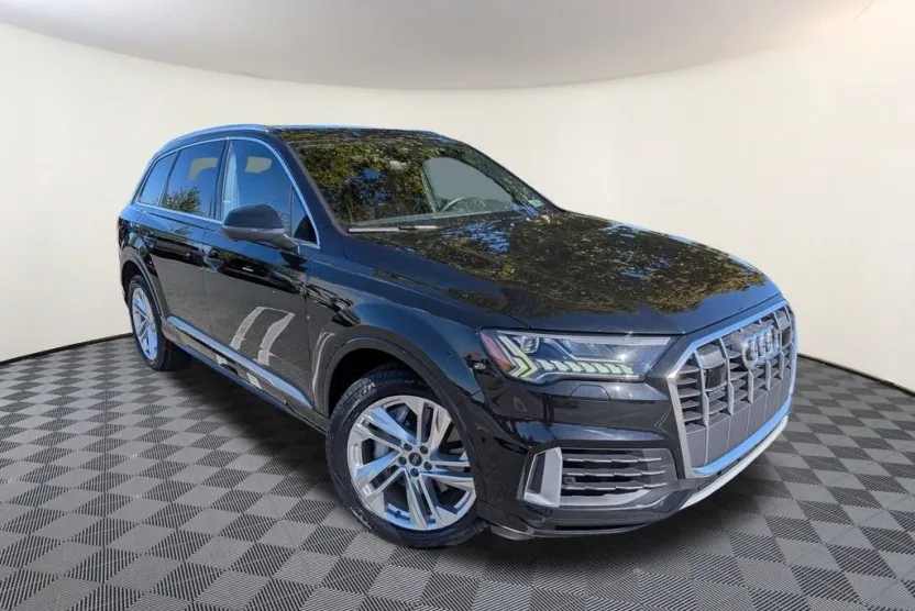 2022 Audi Q7 55 Premium Plus photo 1