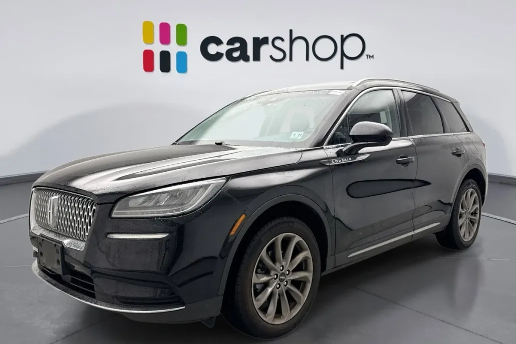 2022 Lincoln Corsair Standard photo 1