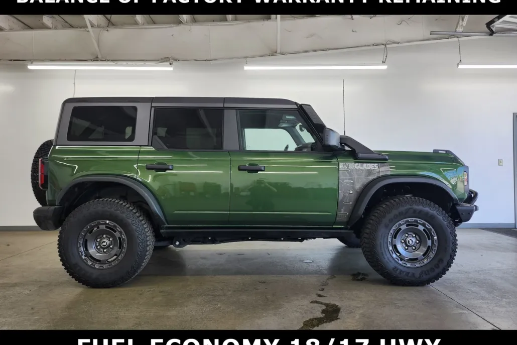 2024 Ford Bronco Everglades photo 1