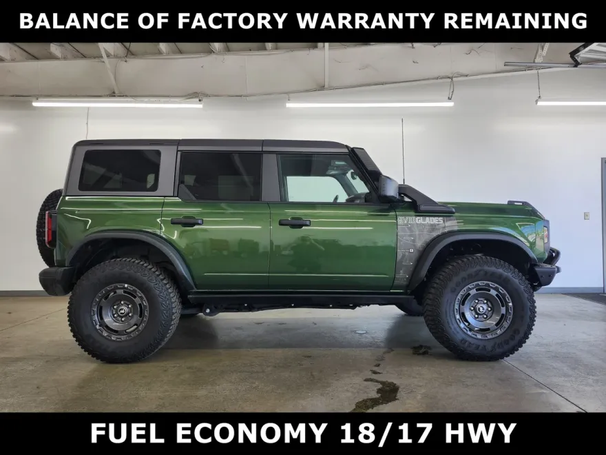 2024 Ford Bronco Everglades photo 1