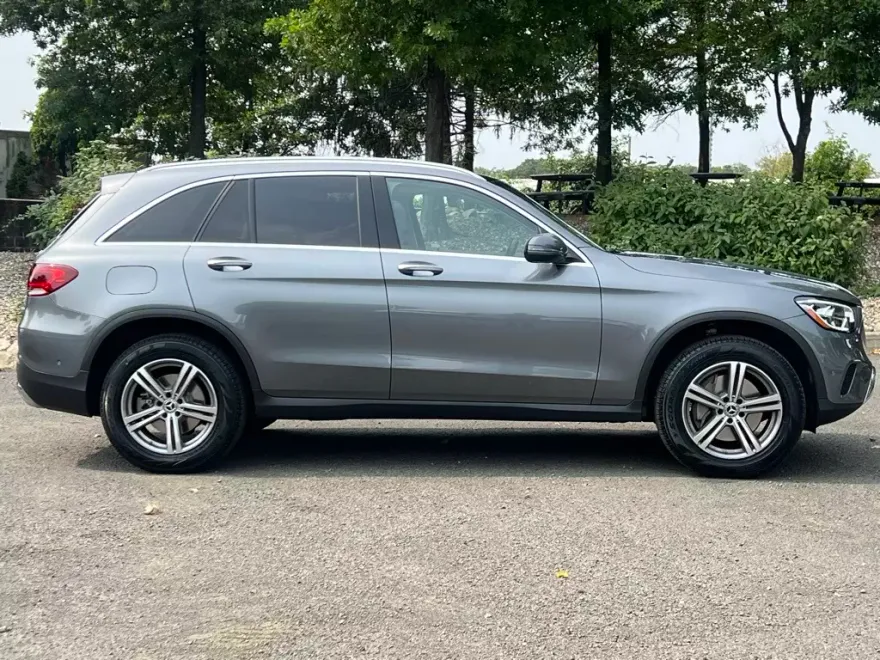 2022 Mercedes Benz GLC 300 4MATIC photo 1