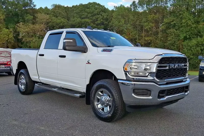 2023 Ram 2500 Tradesman photo 1
