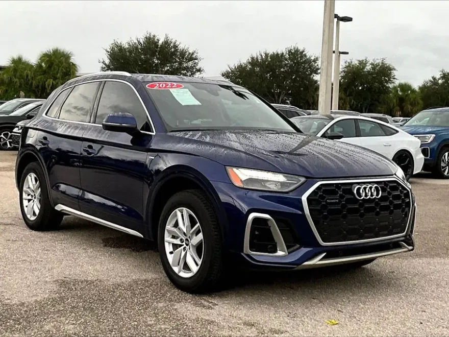 2022 Audi Q5 45 S line Premium photo 1