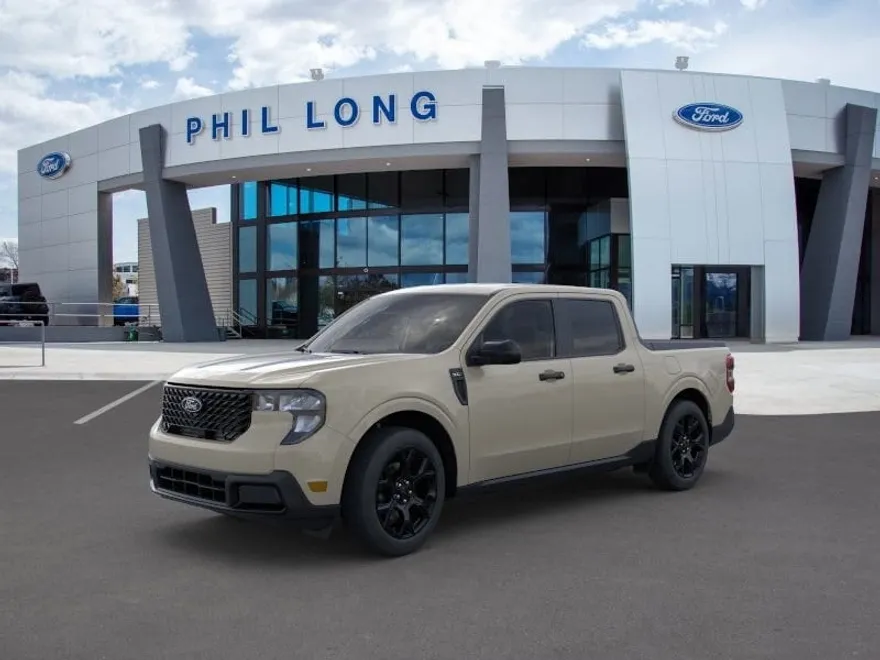2025 Ford Maverick XLT photo 1