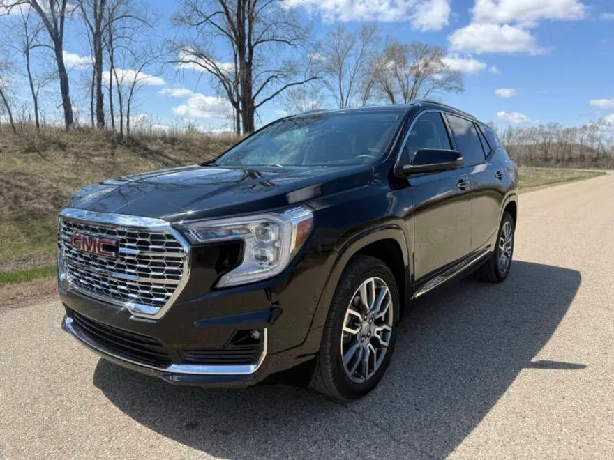 2024 Gmc Terrain Denali photo 1