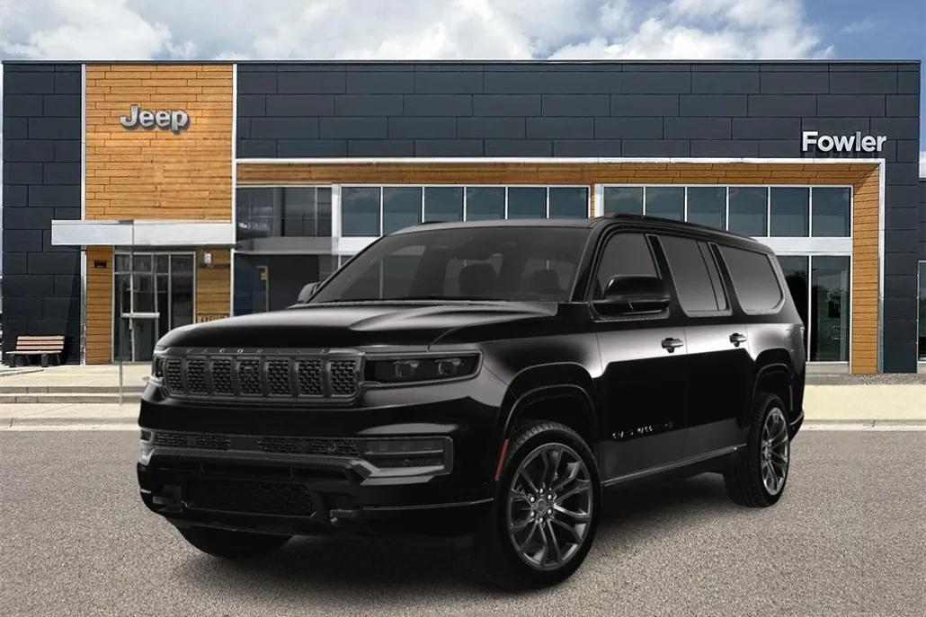 2024 Jeep Grand Wagoneer II photo 1