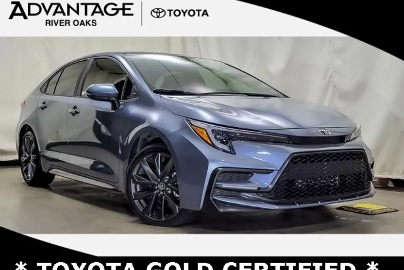 2024 Toyota Corolla LE photo 1