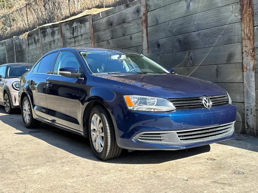2014 Volkswagen Jetta 1.8T SE photo 1