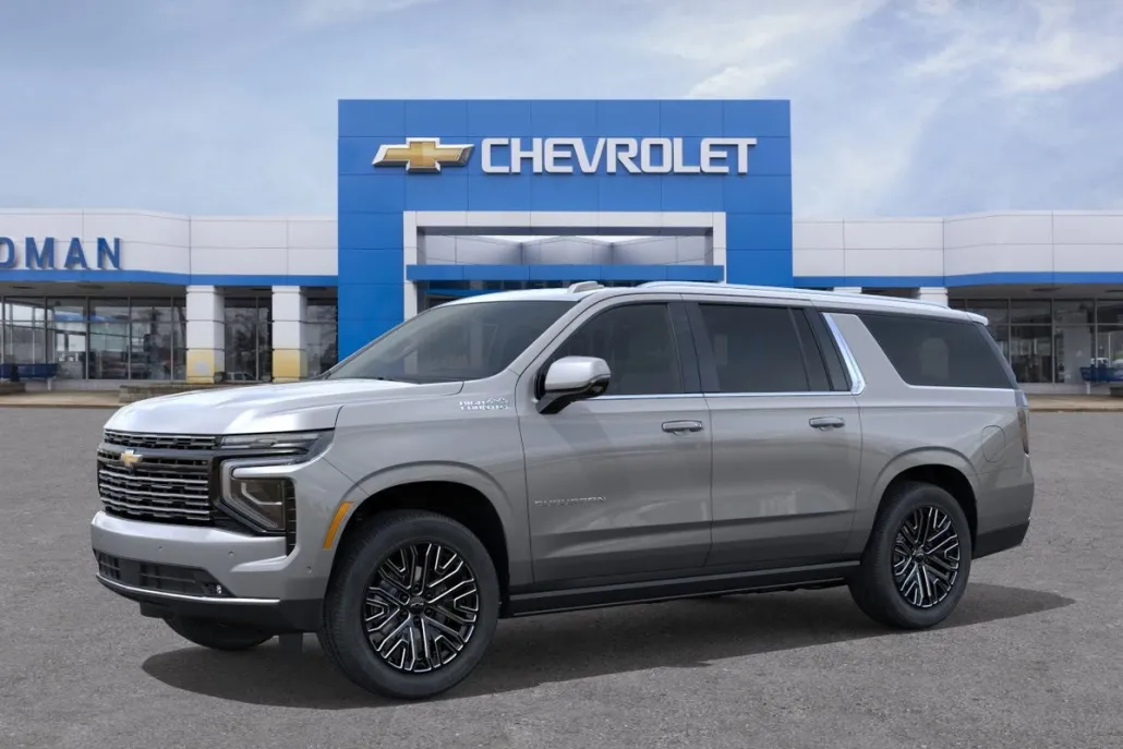 2026 Chevrolet Suburban High Country photo 1