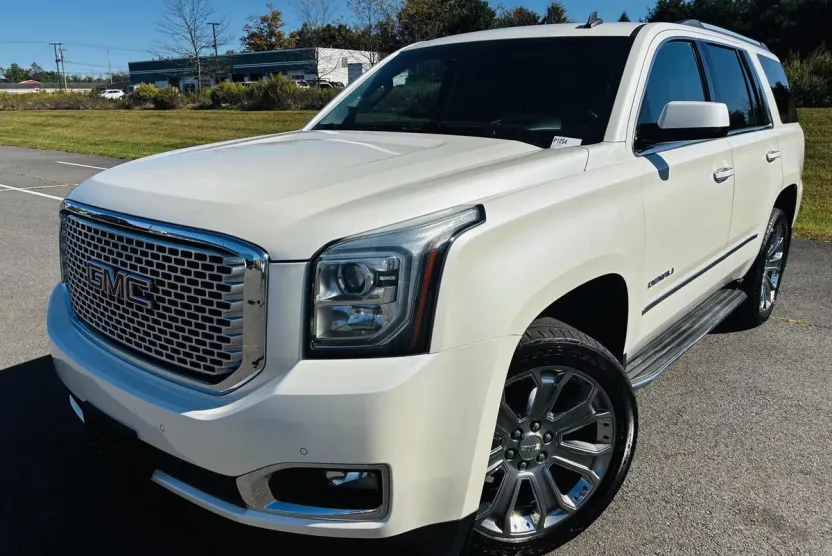 2015 Gmc Yukon Denali photo 1