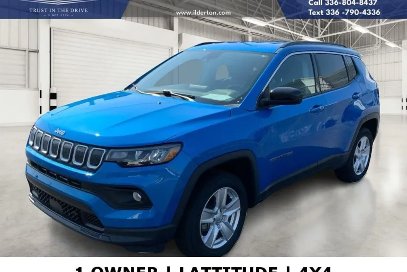 2022 Jeep Compass Latitude photo 1
