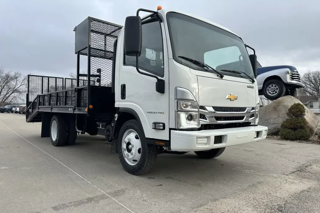 2025 Chevrolet Silverado 4500HD photo 1