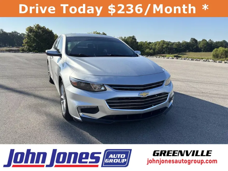 2016 Chevrolet Malibu 1LT photo 1