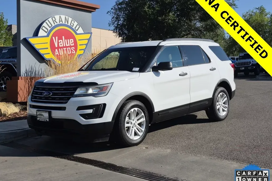 2017 Ford Explorer Base photo 1