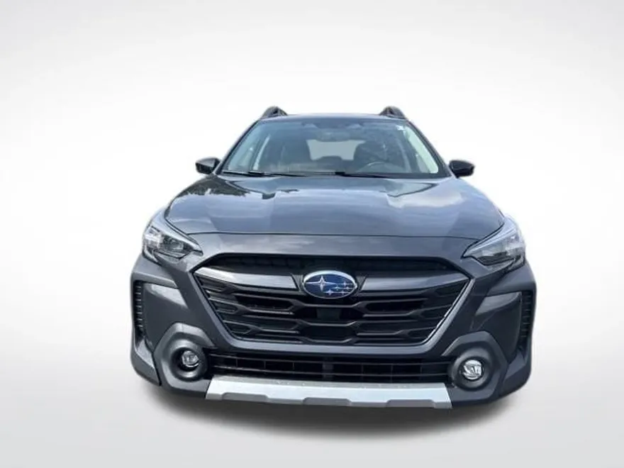 2023 Subaru Outback Limited photo 1