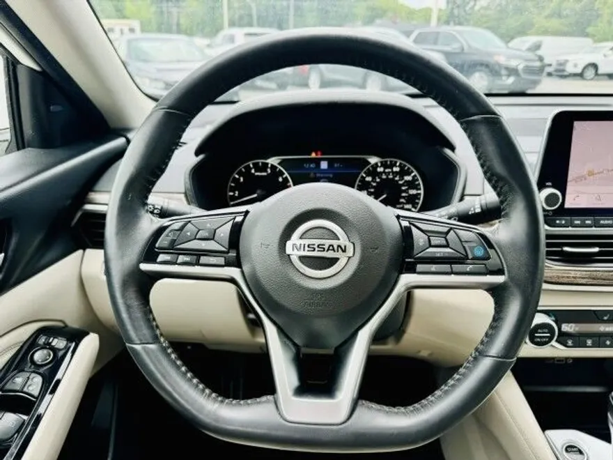 2021 Nissan Altima 2.5 SL photo 11