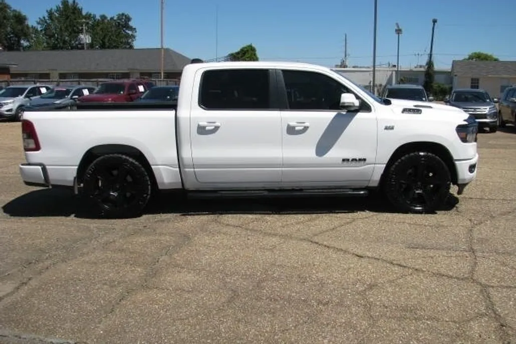 2020 Ram 1500 Big Horn photo 1