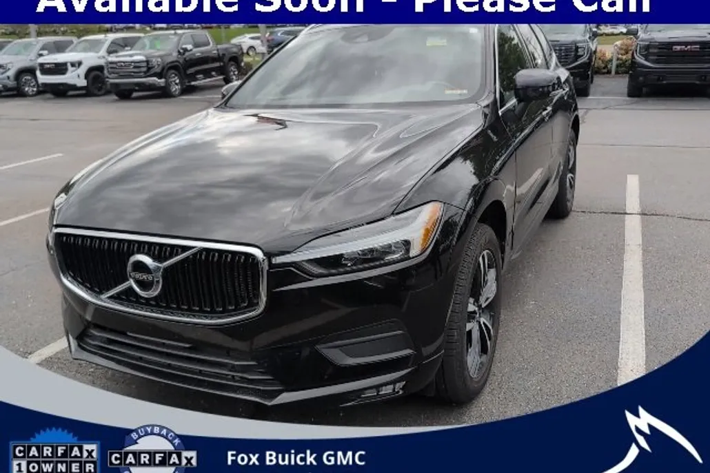 2021 Volvo XC60 Momentum photo 1