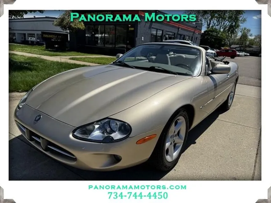 2000 Jaguar XK 8 Convertible photo 1