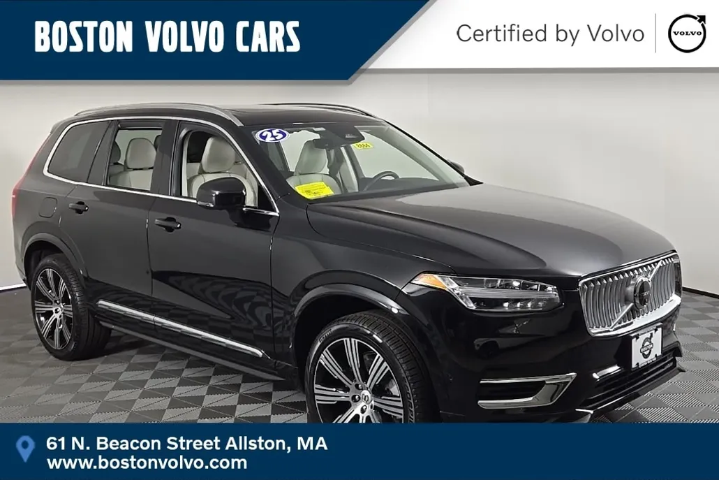 2025 Volvo XC90 T8 Plus photo 1