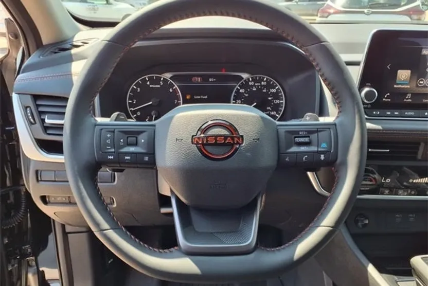 2026 Nissan Rogue SV photo 1