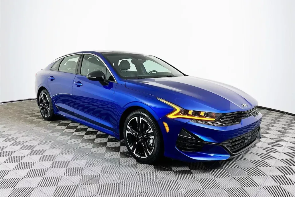 2021 Kia K5 GT-Line photo 1