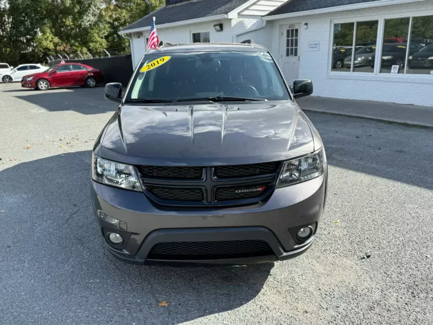 2019 Dodge Journey SE photo 1