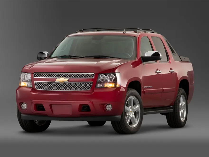 2011 Chevrolet Avalanche LT photo 1