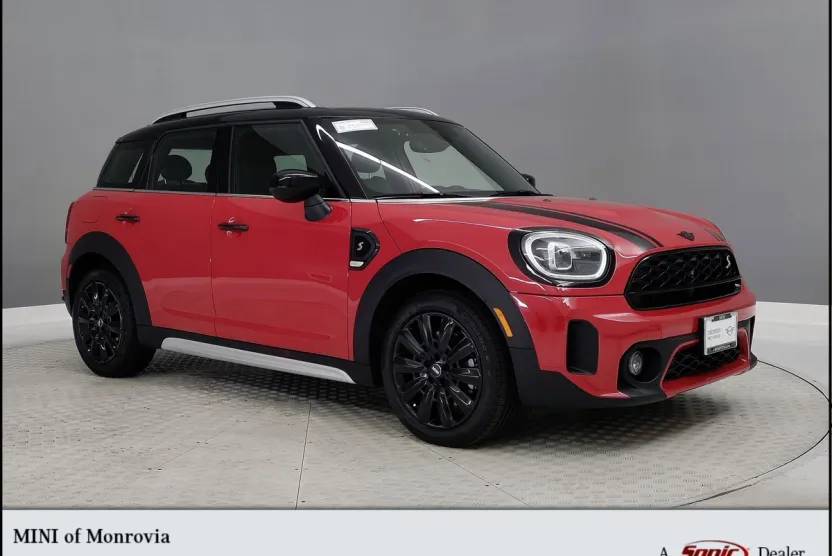 2024 Mini Countryman S photo 1