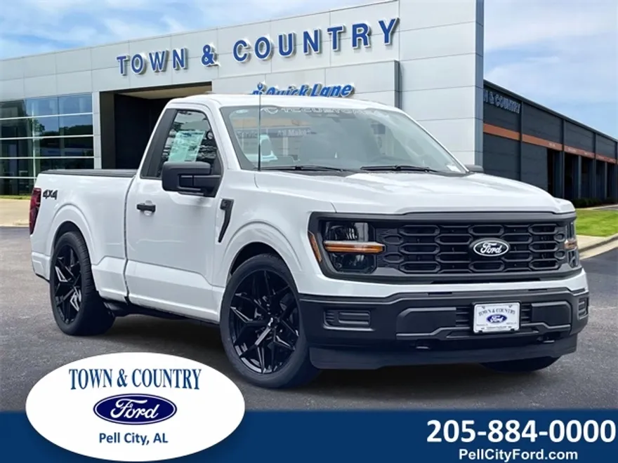2025 Ford F-150 XL photo 1