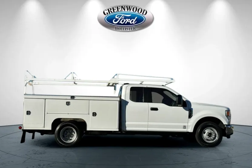 2021 Ford F-350 photo 1