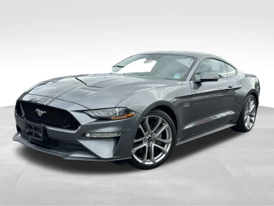 2022 Ford Mustang GT Premium photo 1