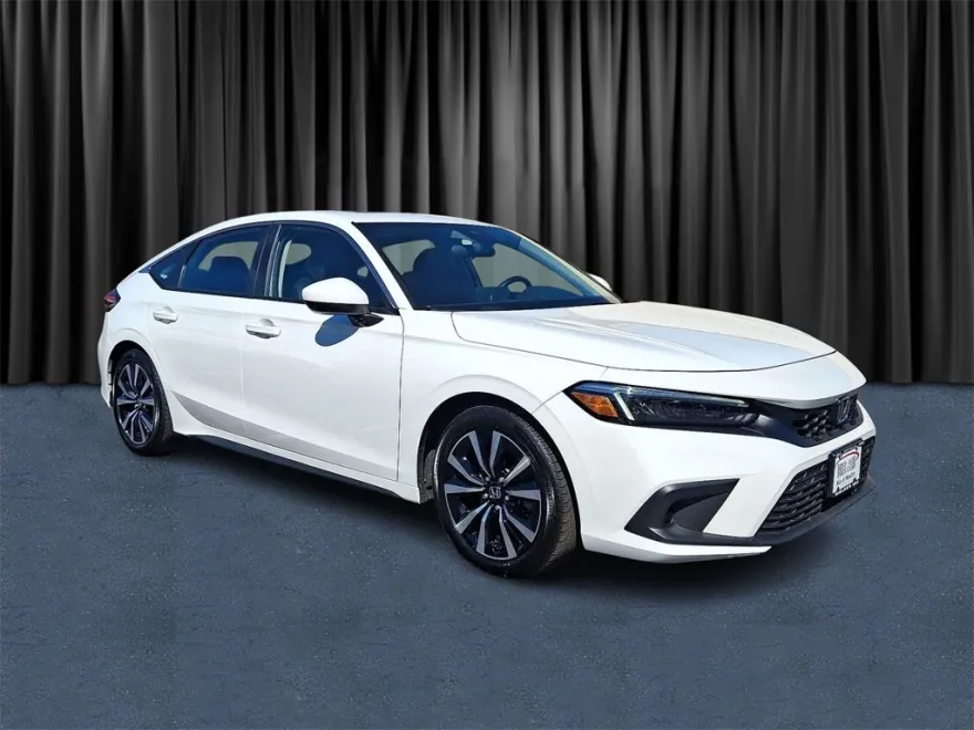 2023 Honda Civic EX-L Hatchback photo 1