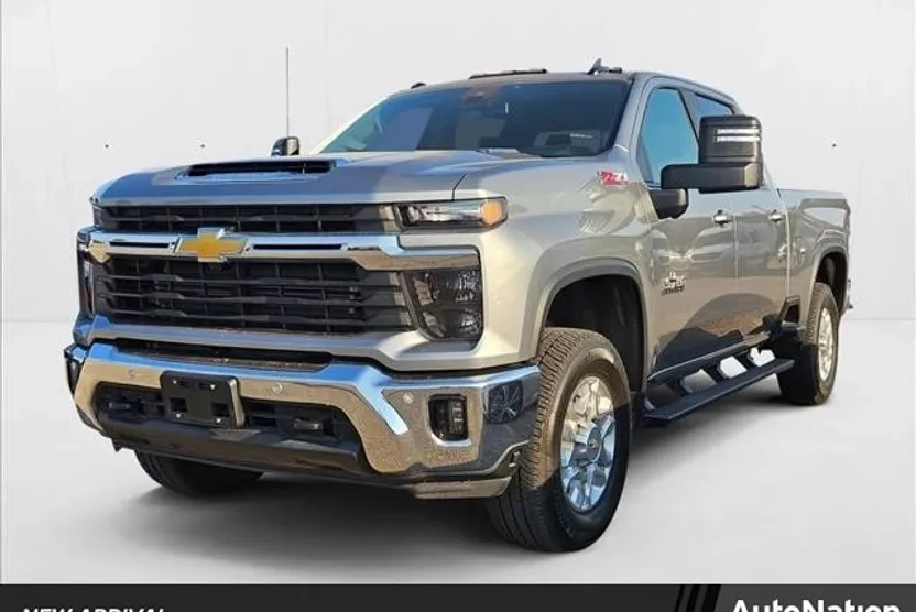 2025 Chevrolet Silverado 2500HD LT photo 1