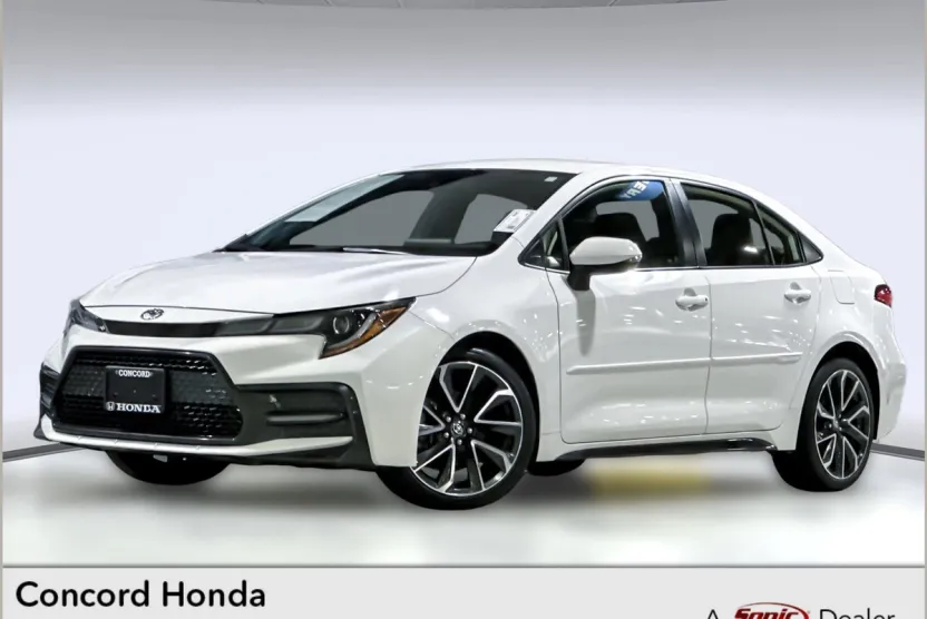 2020 Toyota Corolla SE photo 1