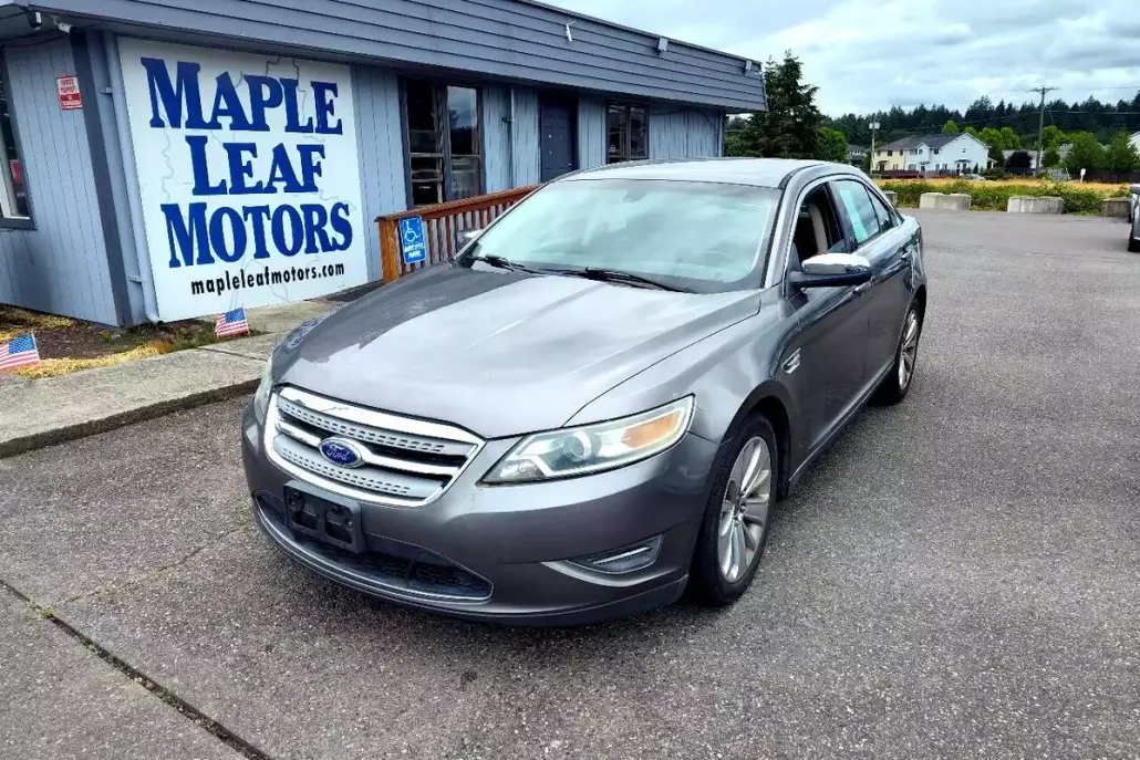 2012 Ford Taurus Limited photo 1