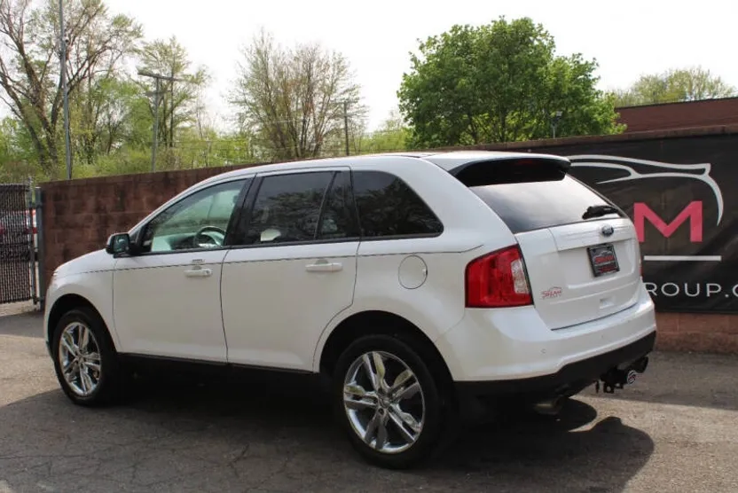 2012 Ford Edge SEL photo 1