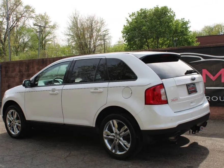2012 Ford Edge SEL photo 1