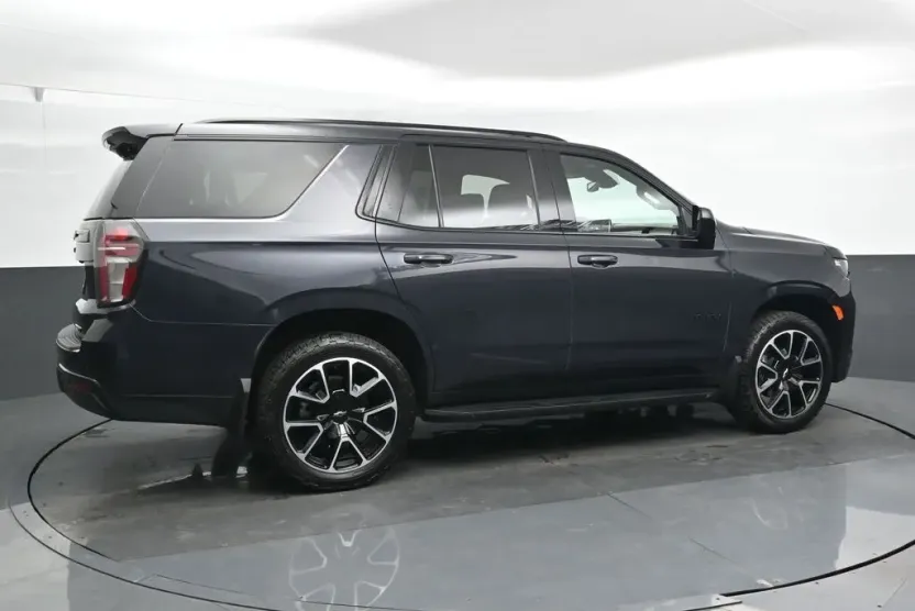 2023 Chevrolet Tahoe RST photo 1