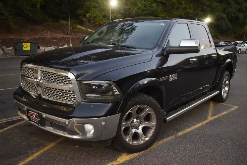 2015 Ram 1500 Laramie photo 1