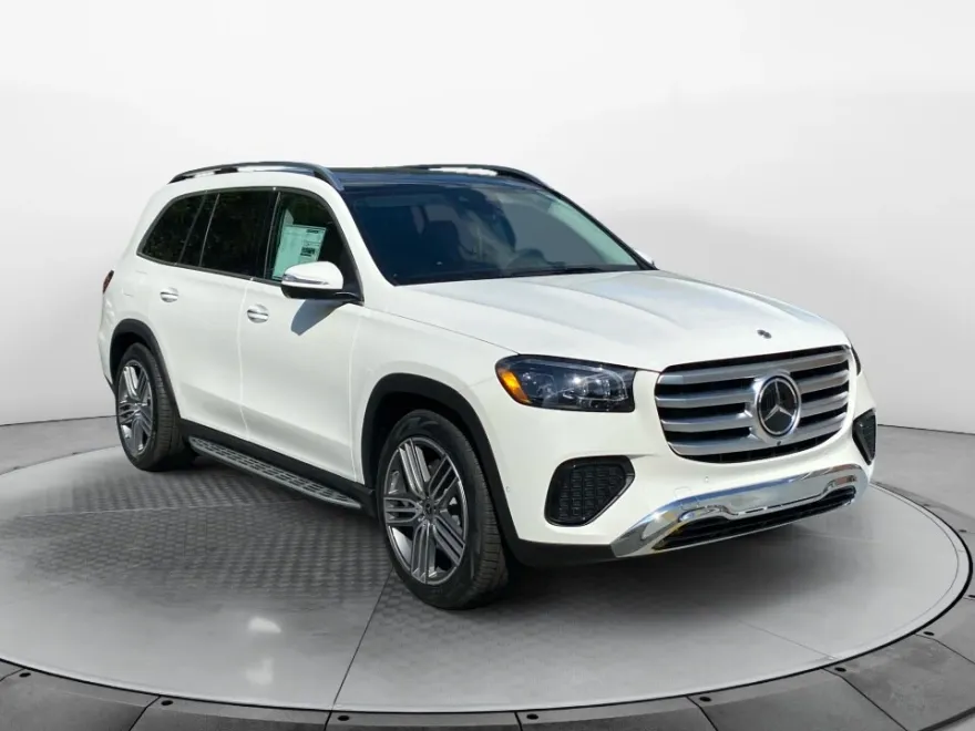 2026 Mercedes Benz GLS 450 4MATIC photo 1