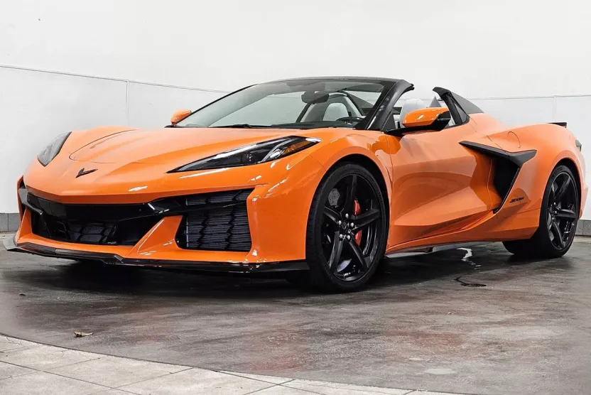 2023 Chevrolet Corvette Z06 3LZ Convertible photo 1