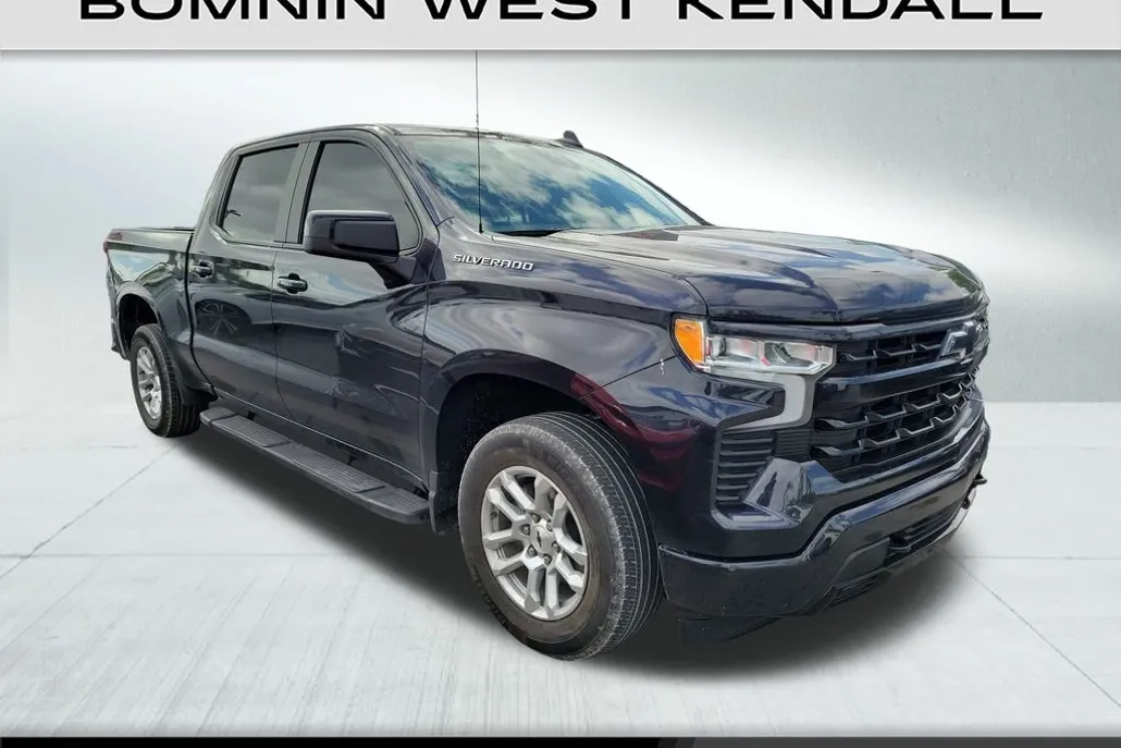 2023 Chevrolet Silverado 1500 RST photo 1