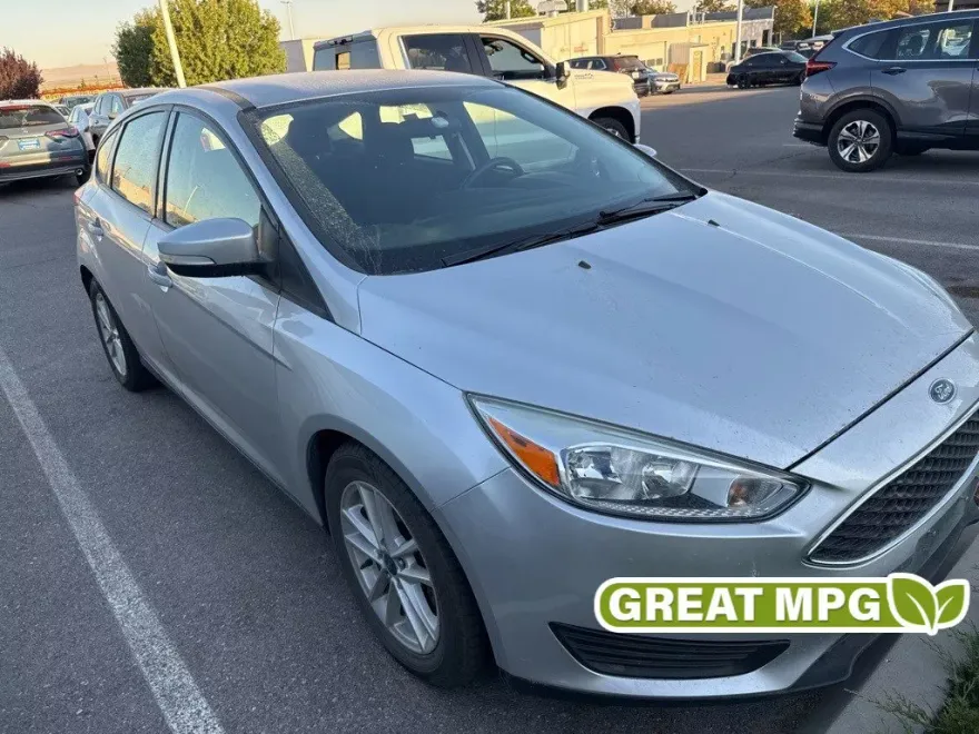 2017 Ford Focus SE photo 1