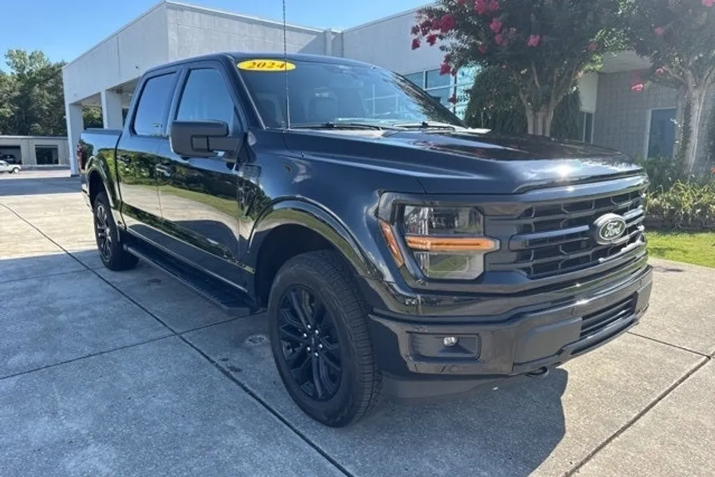 2024 Ford F-150 XLT photo 1
